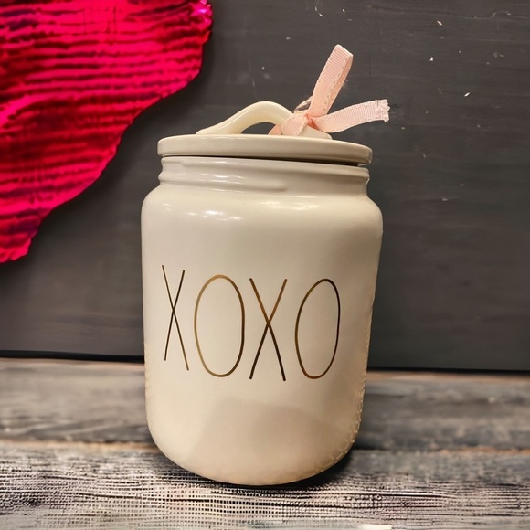 Rae Dunn XOXO Canister - Picture 1 of 6